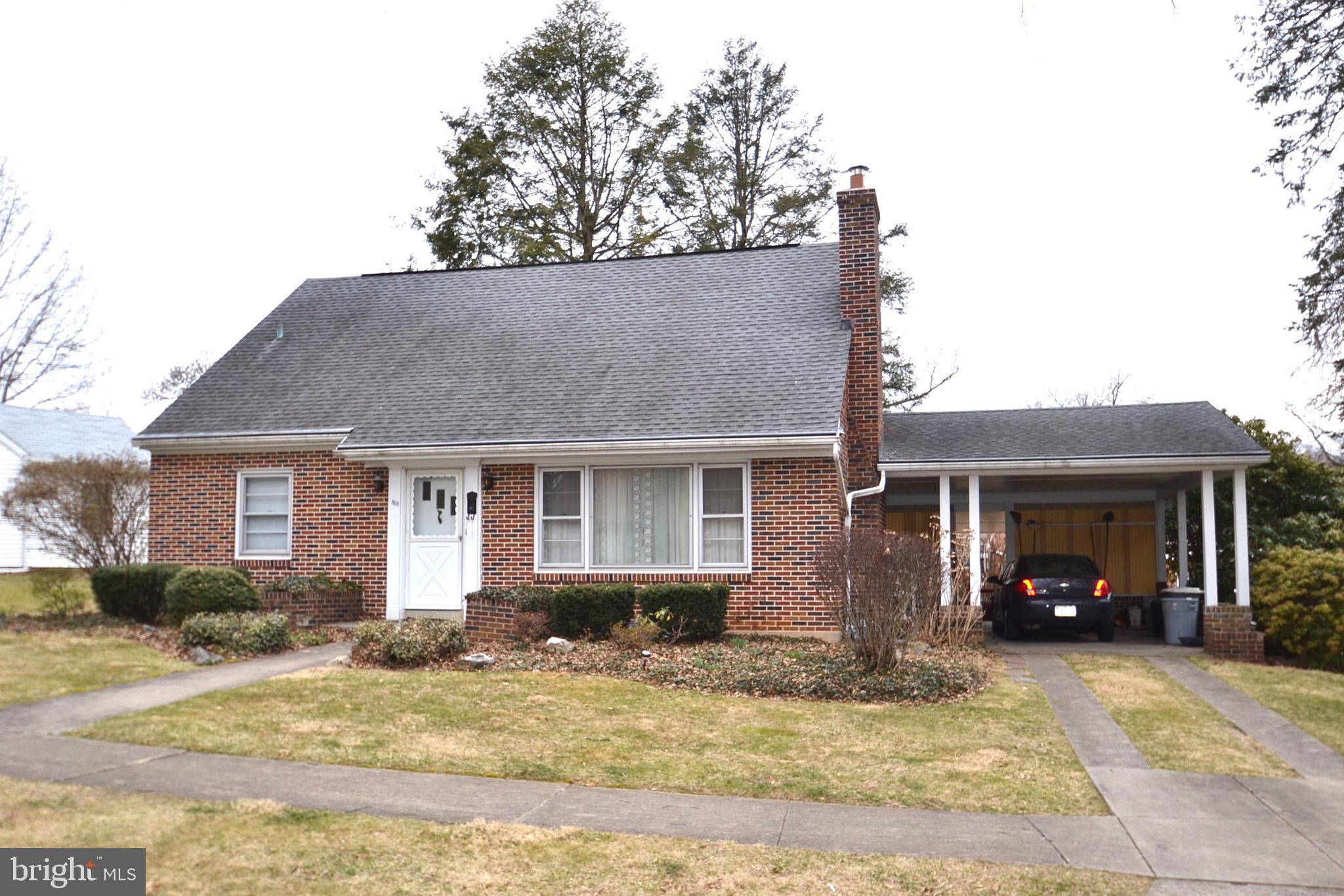 818 Linden Road Hershey, PA 17033 - Photo 2 of 28 Gallery Image 2