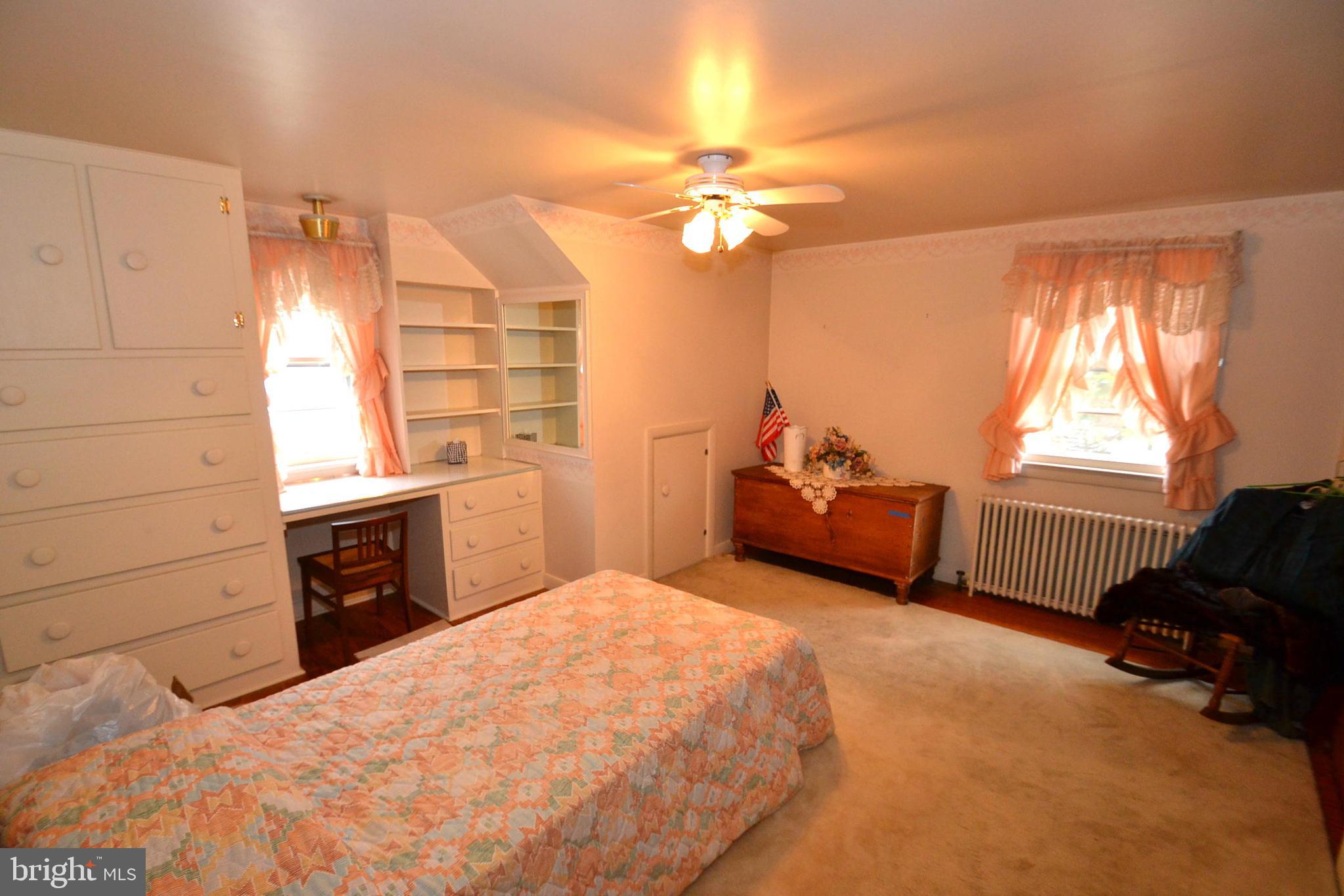 818 Linden Road Hershey, PA 17033 - Photo 16 of 28 Gallery Image 16
