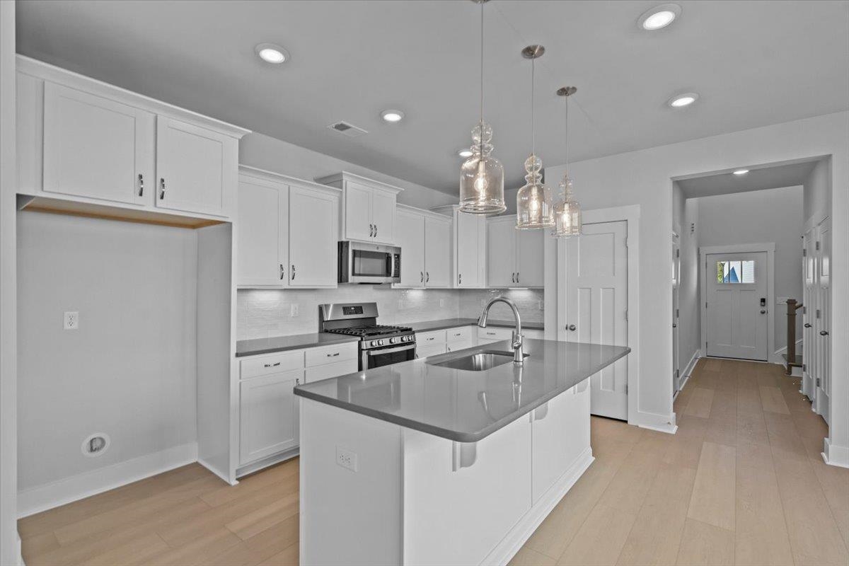 968 Diane Lane Moore, SC 29369 - Photo 6 of 36