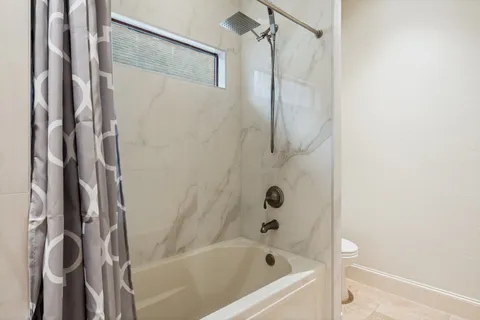 $2,590,000 | 3844 Bellefontaine, Houston, TX 77025