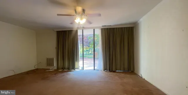 $170,000 | 794 Quince Orchard Boulevard, Unit T1, Gaithersburg, MD 20878