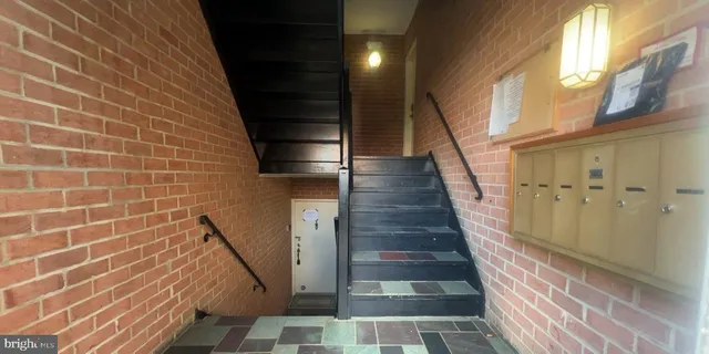 $170,000 | 794 Quince Orchard Boulevard, Unit T1, Gaithersburg, MD 20878