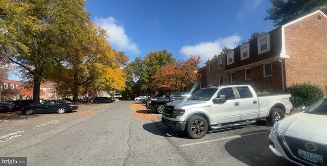 $170,000 | 794 Quince Orchard Boulevard, Unit T1, Gaithersburg, MD 20878