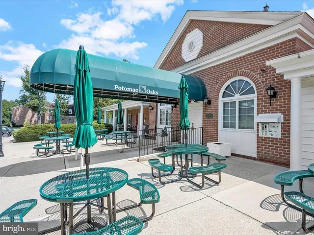 $170,000 | 794 Quince Orchard Boulevard, Unit T1, Gaithersburg, MD 20878