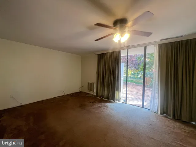 $170,000 | 794 Quince Orchard Boulevard, Unit T1, Gaithersburg, MD 20878