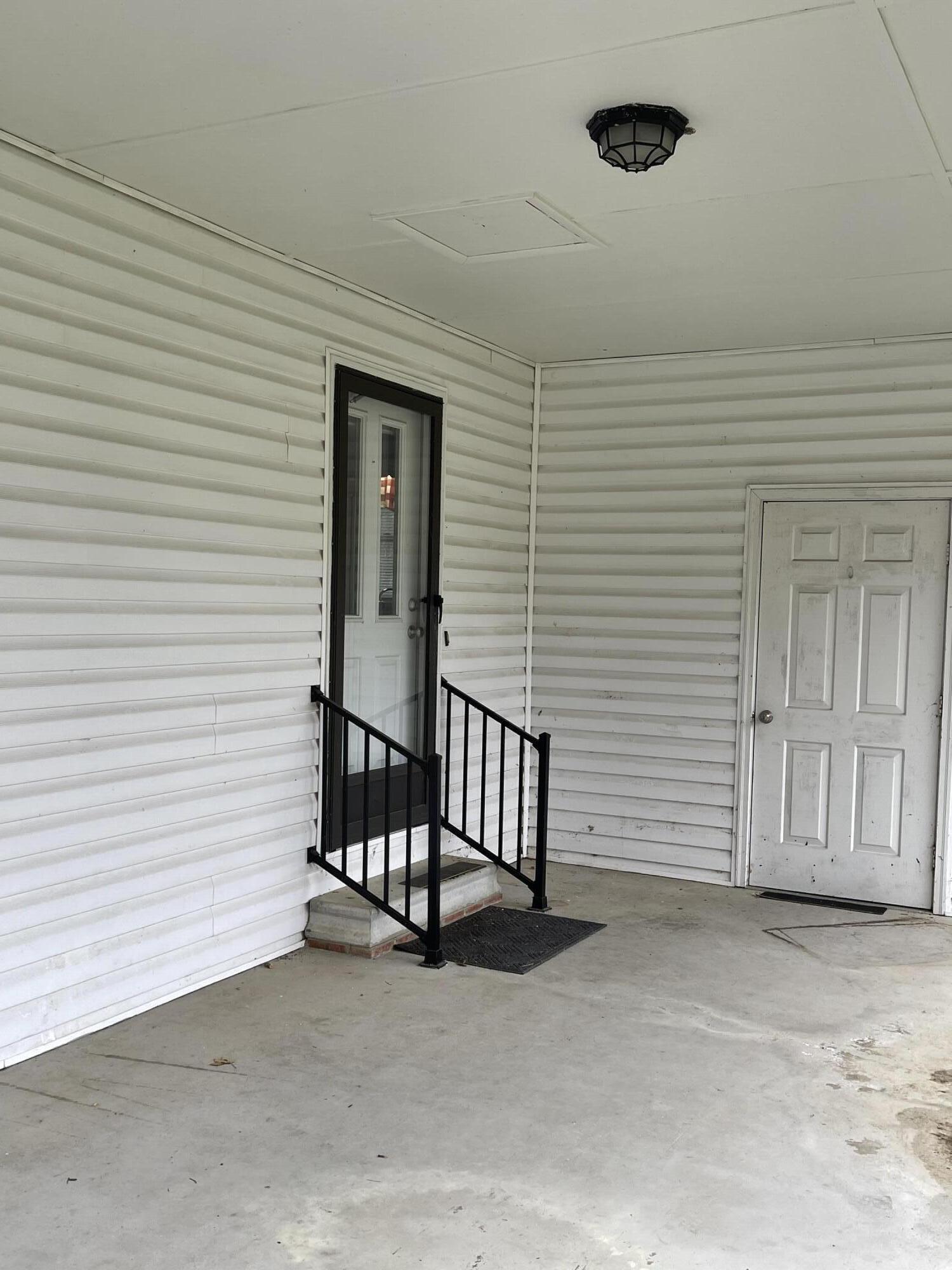 579 Fraley Avenue Duffield, VA 24244 - Photo 2 of 23 D0D6FDAE-DF59-4E6E-B5CE-0BDC5D39AAE2