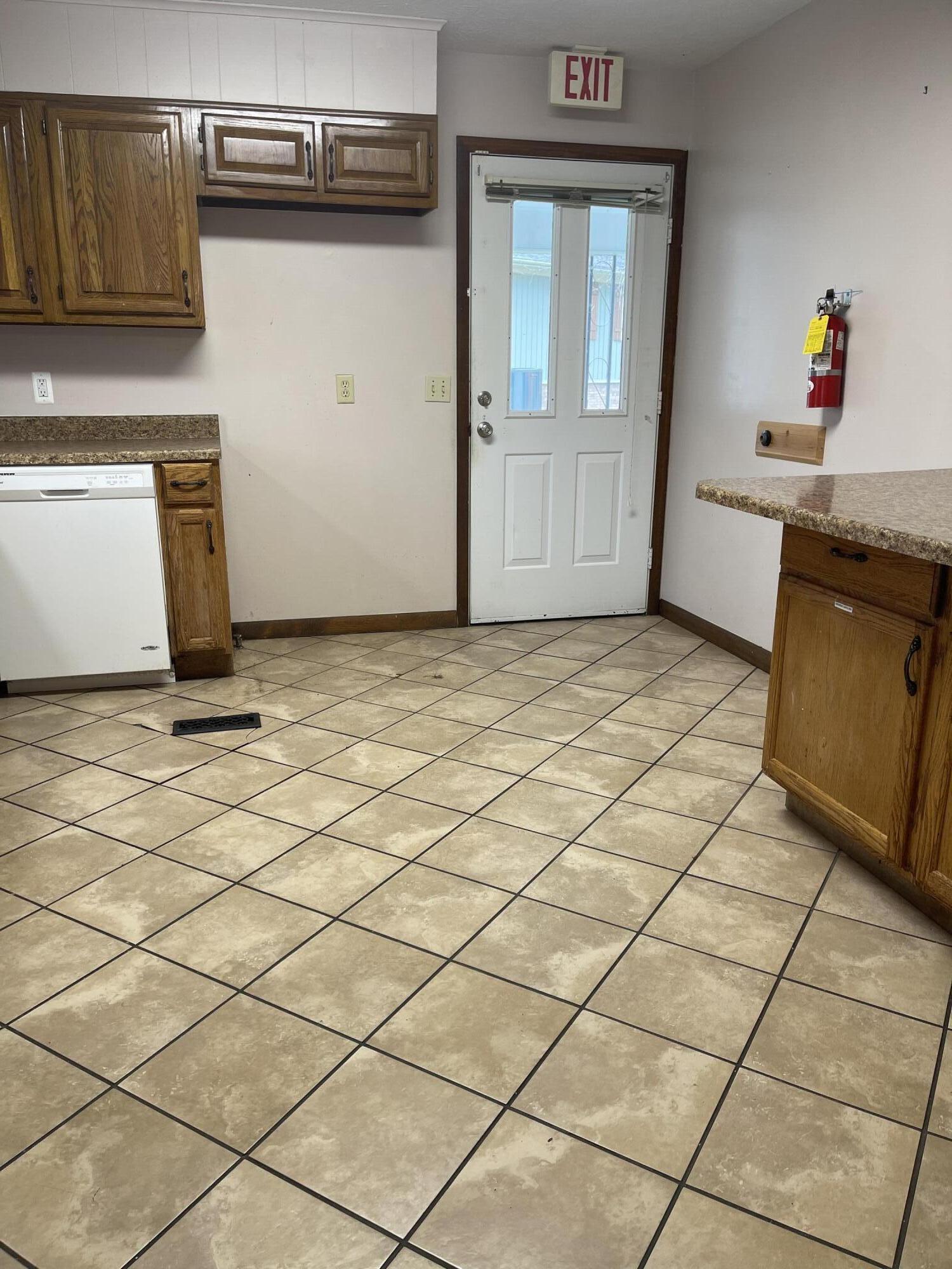 579 Fraley Avenue Duffield, VA 24244 - Photo 6 of 23 0CBF53F6-48AD-4D63-82AE-91D050228B7A