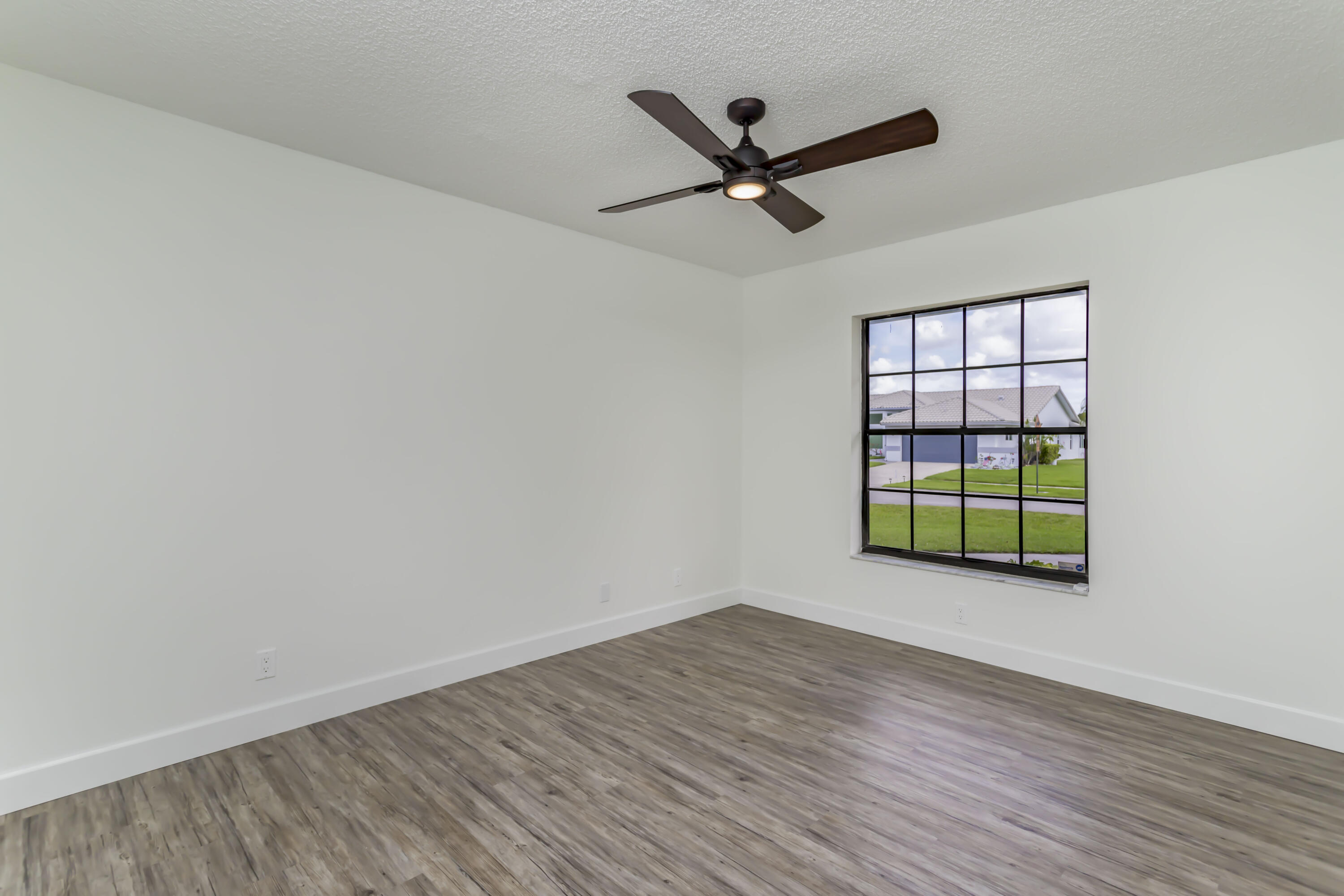 22455 Ensenada Way Boca Raton, FL 33433 - Photo 20 of 54 09
