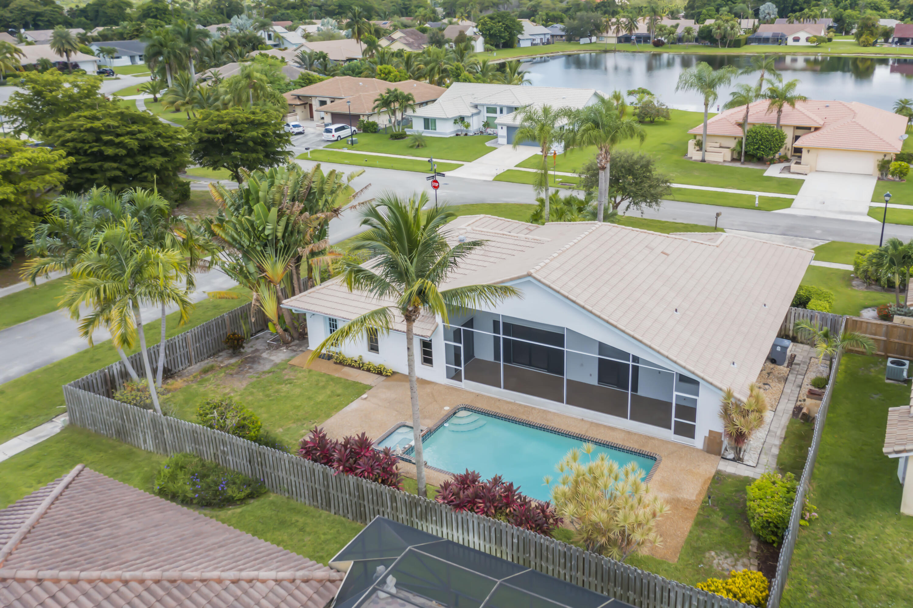 22455 Ensenada Way Boca Raton, FL 33433 - Photo 51 of 54 43