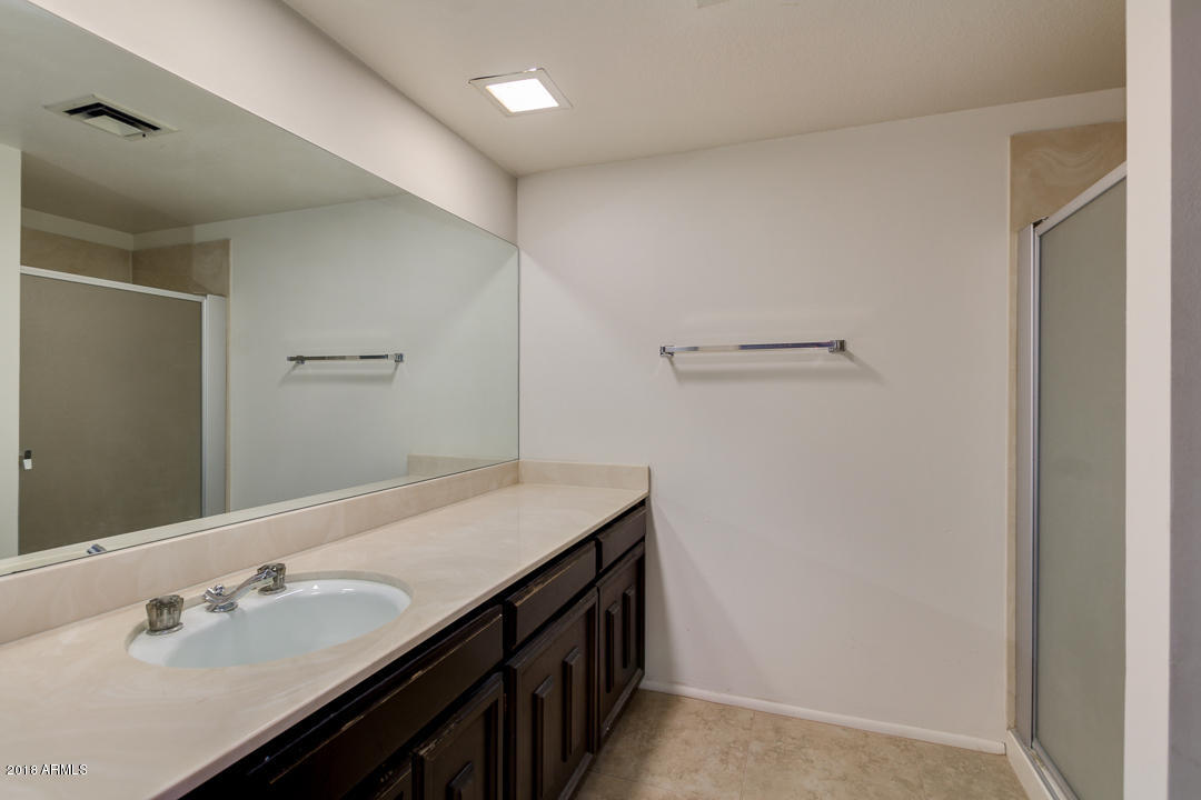 36 East Piping Rock Road Phoenix, AZ 85022 - Photo 20 of 39 35-Piping_