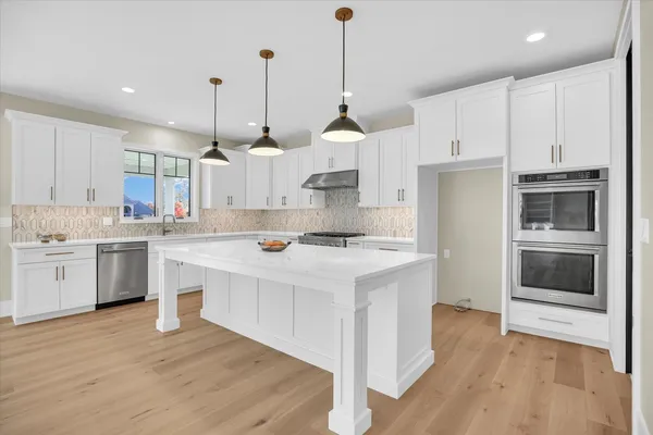 $1,080,000 | 2709 East Castlerock Drive, Urbana, IL 61802