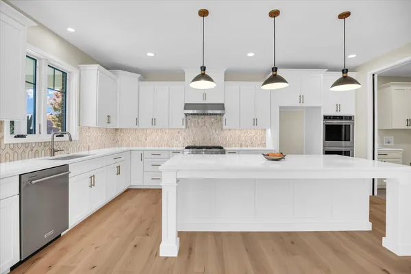 $1,080,000 | 2709 East Castlerock Drive, Urbana, IL 61802