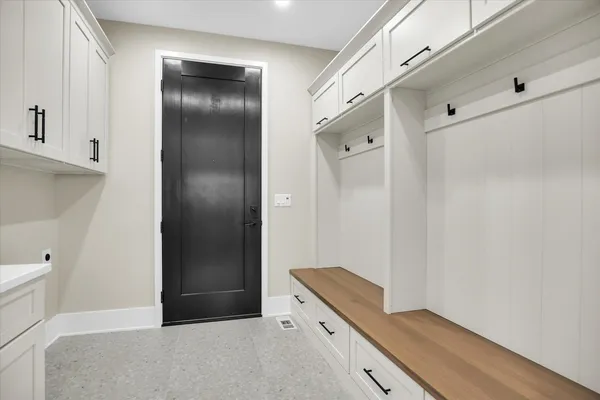 $1,080,000 | 2709 East Castlerock Drive, Urbana, IL 61802