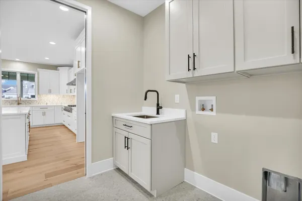 $1,080,000 | 2709 East Castlerock Drive, Urbana, IL 61802