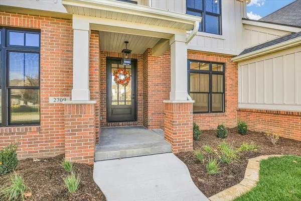 $1,080,000 | 2709 East Castlerock Drive, Urbana, IL 61802