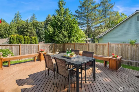 $1,285,000 | 4230 205th Place Northeast, Sammamish, WA 98074