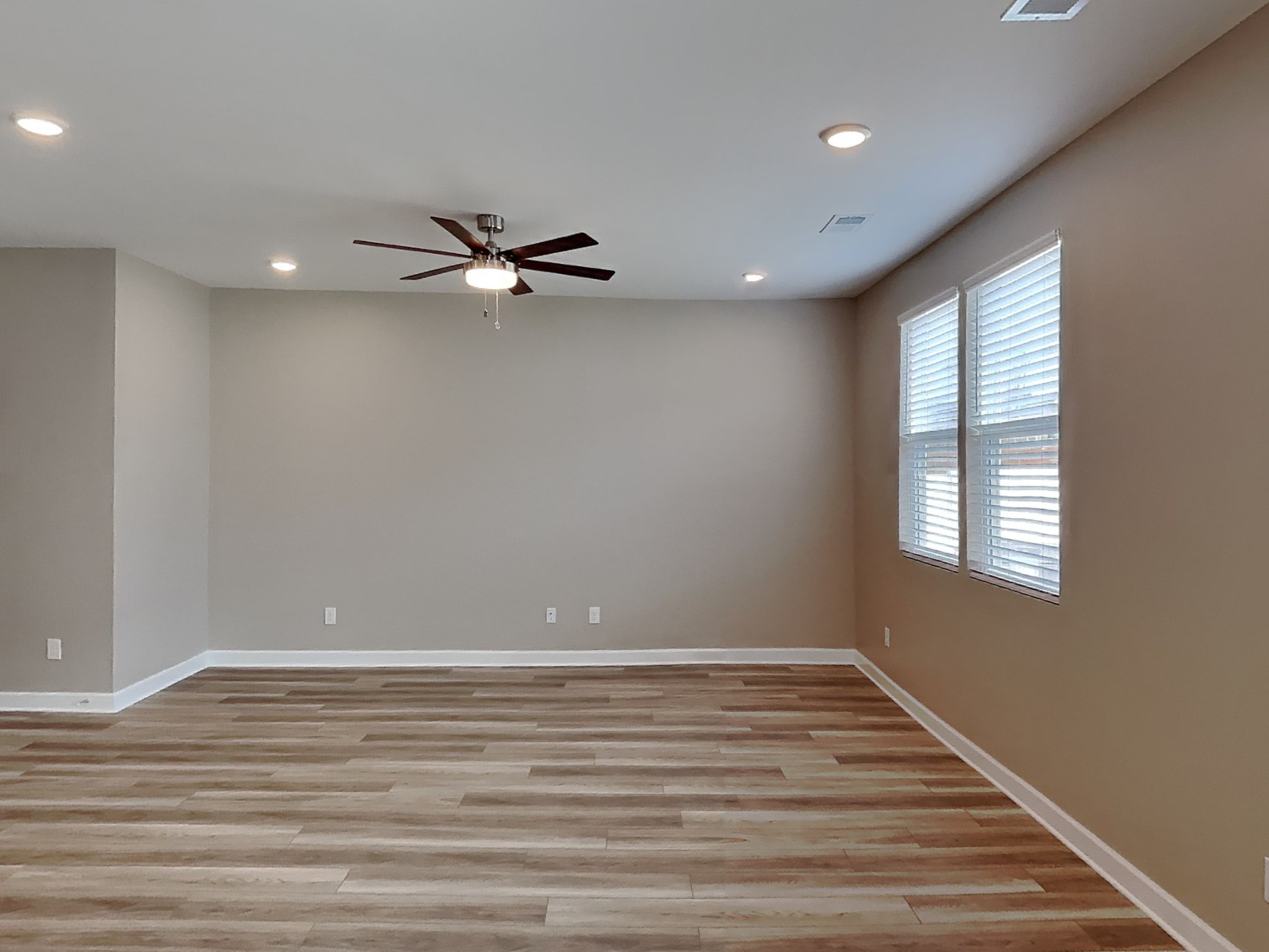 247 West Millbrook Drive Spring Hill, TN 37174 - Photo 3 of 16