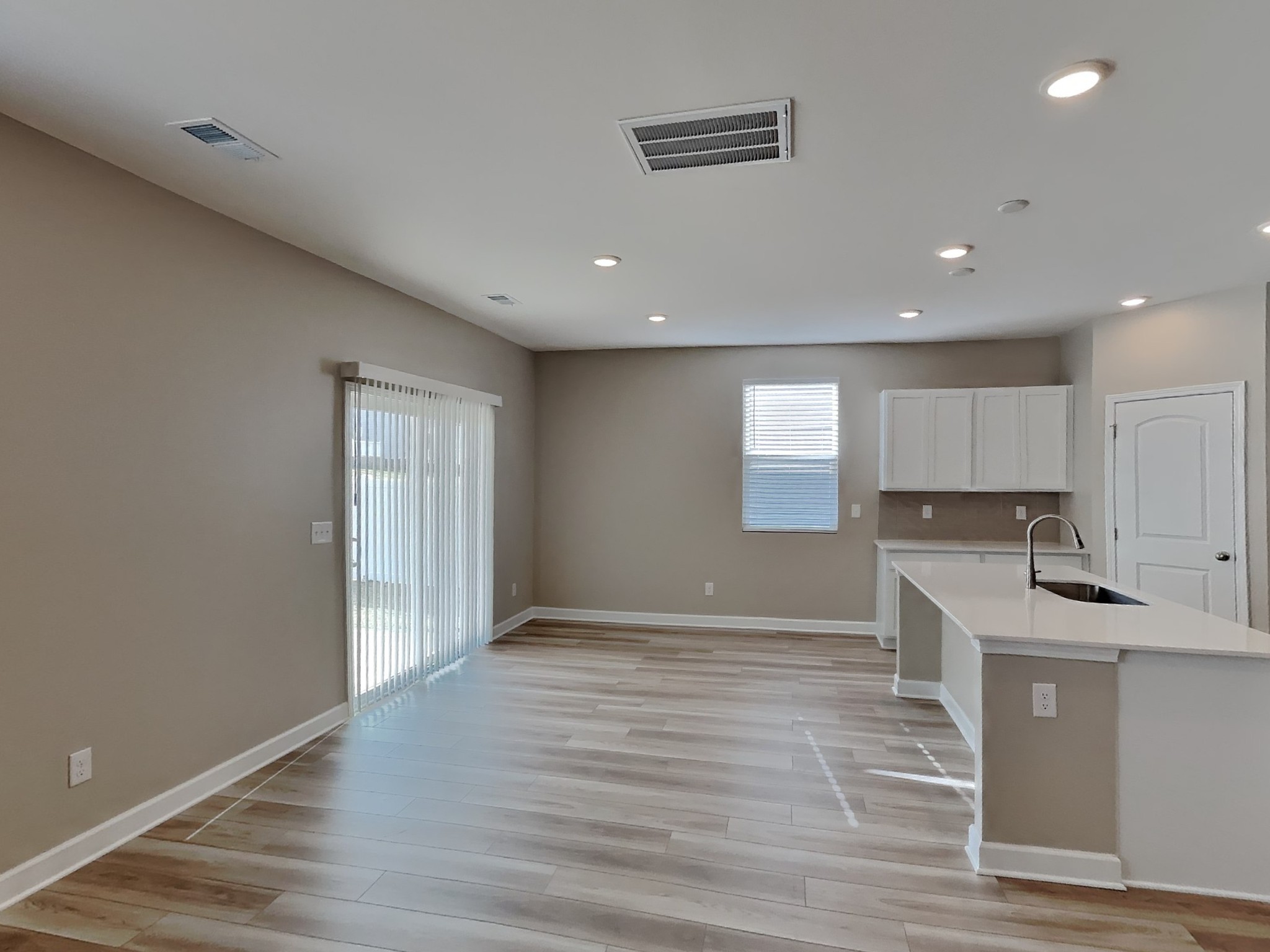 247 West Millbrook Drive Spring Hill, TN 37174 - Photo 4 of 16