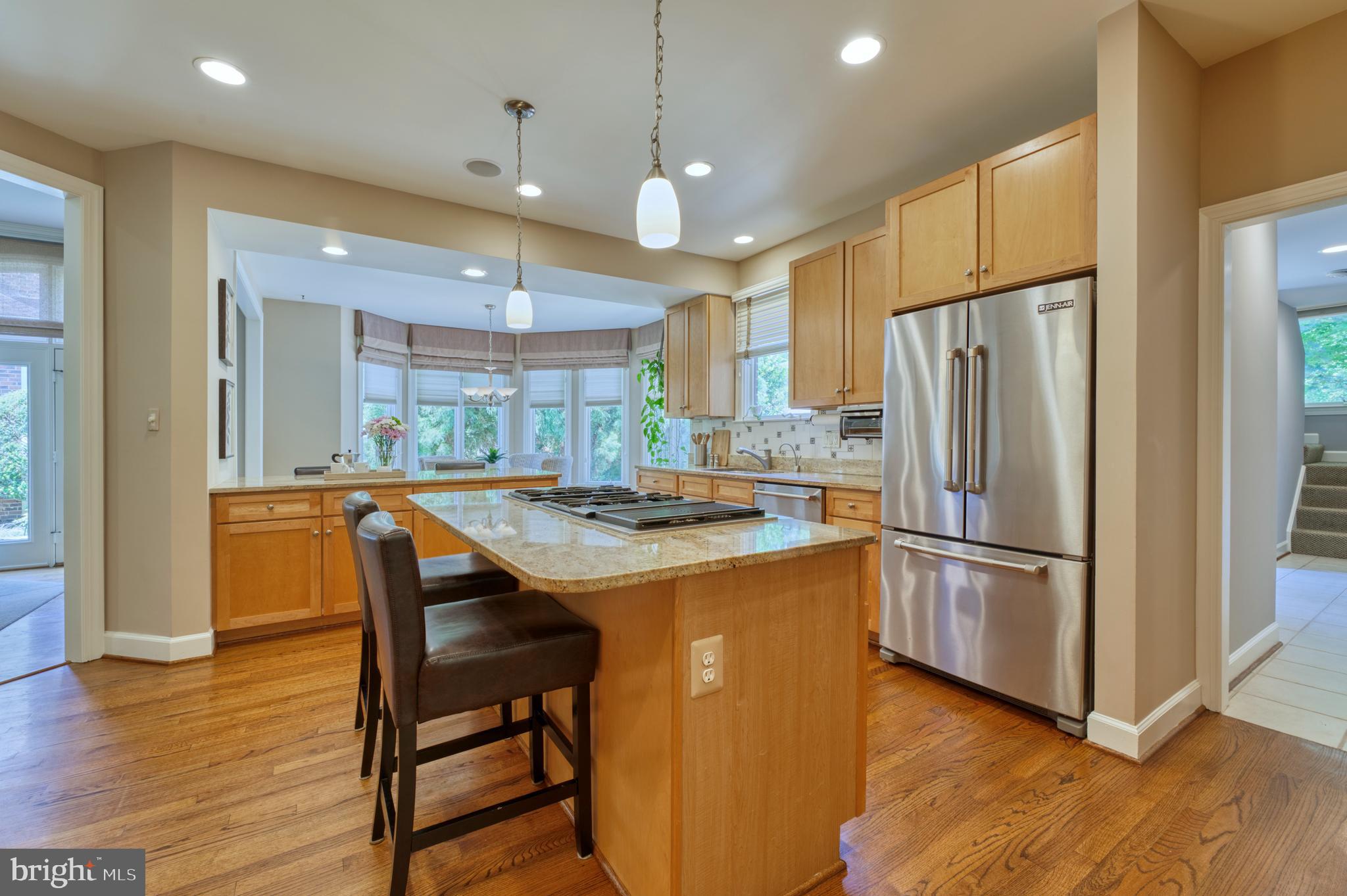 11098 Whitstone Place Reston, VA 20194 - Photo 11 of 76 Kitchen