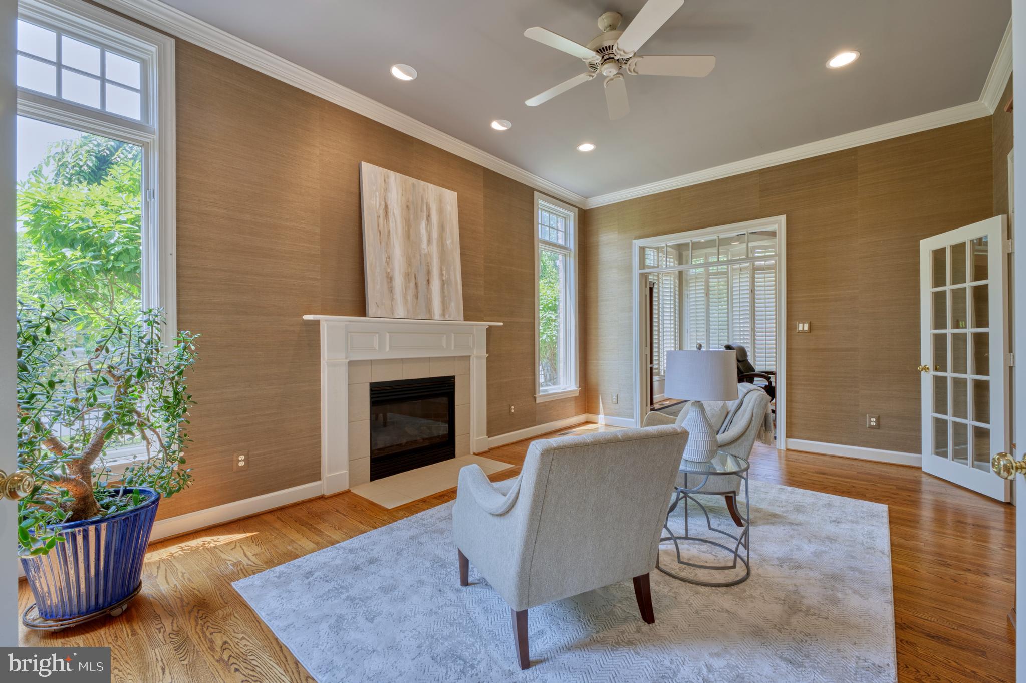 11098 Whitstone Place Reston, VA 20194 - Photo 16 of 76 Conservatory/Music Room