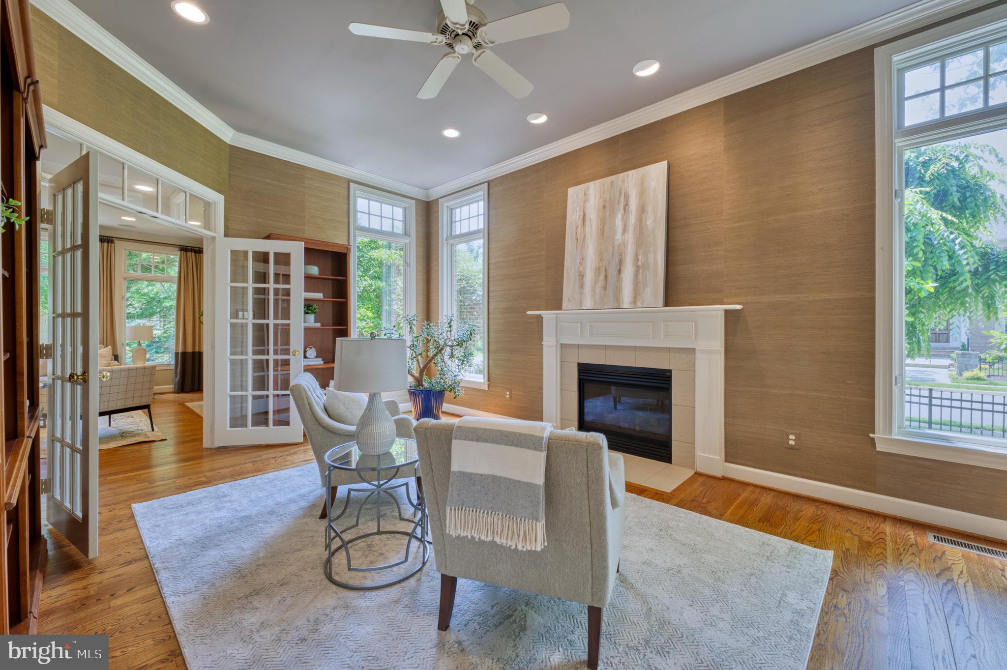 11098 Whitstone Place Reston, VA 20194 - Photo 17 of 76 Conservatory/Music Room