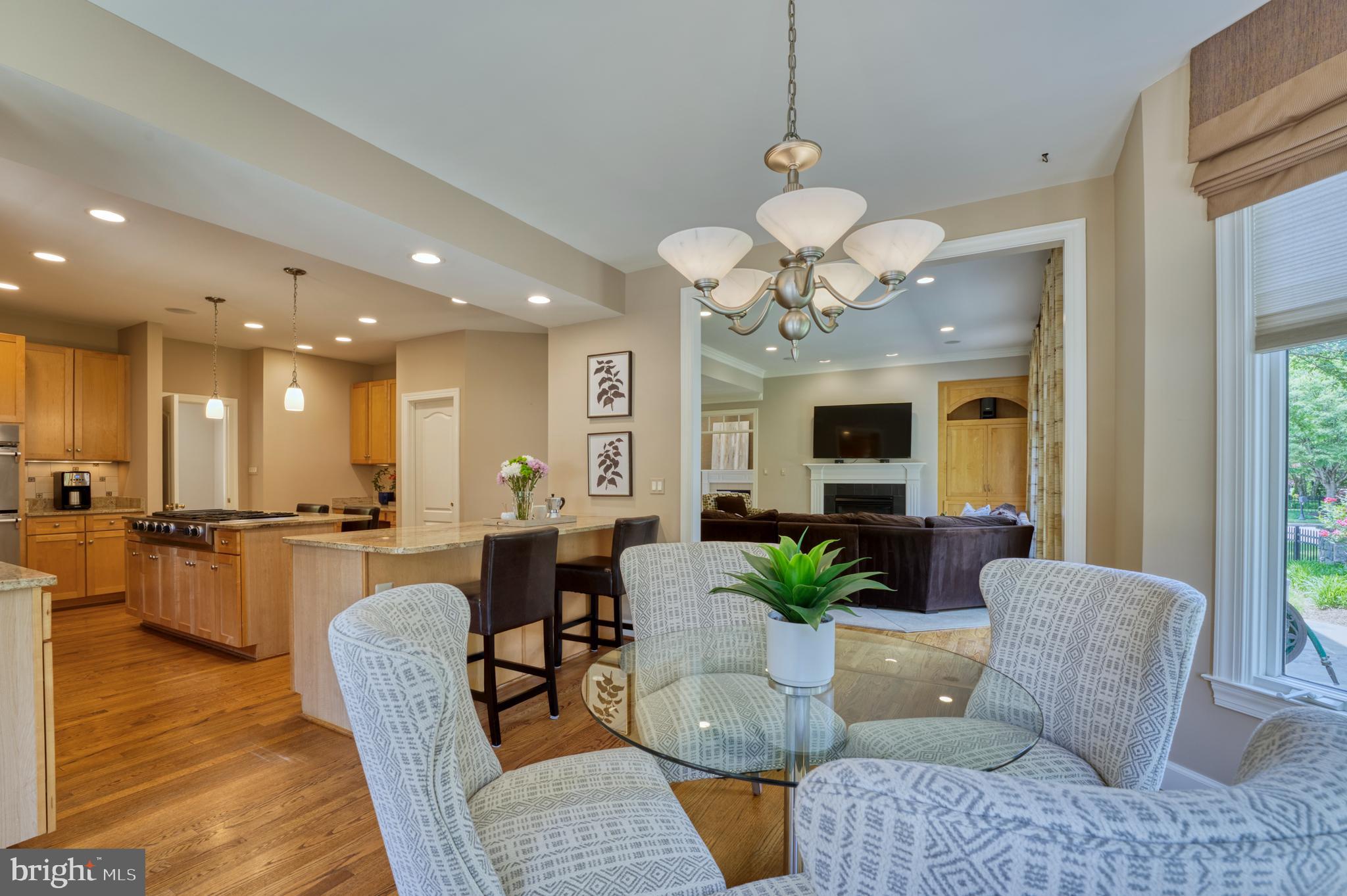 11098 Whitstone Place Reston, VA 20194 - Photo 7 of 76 Breakfast Room