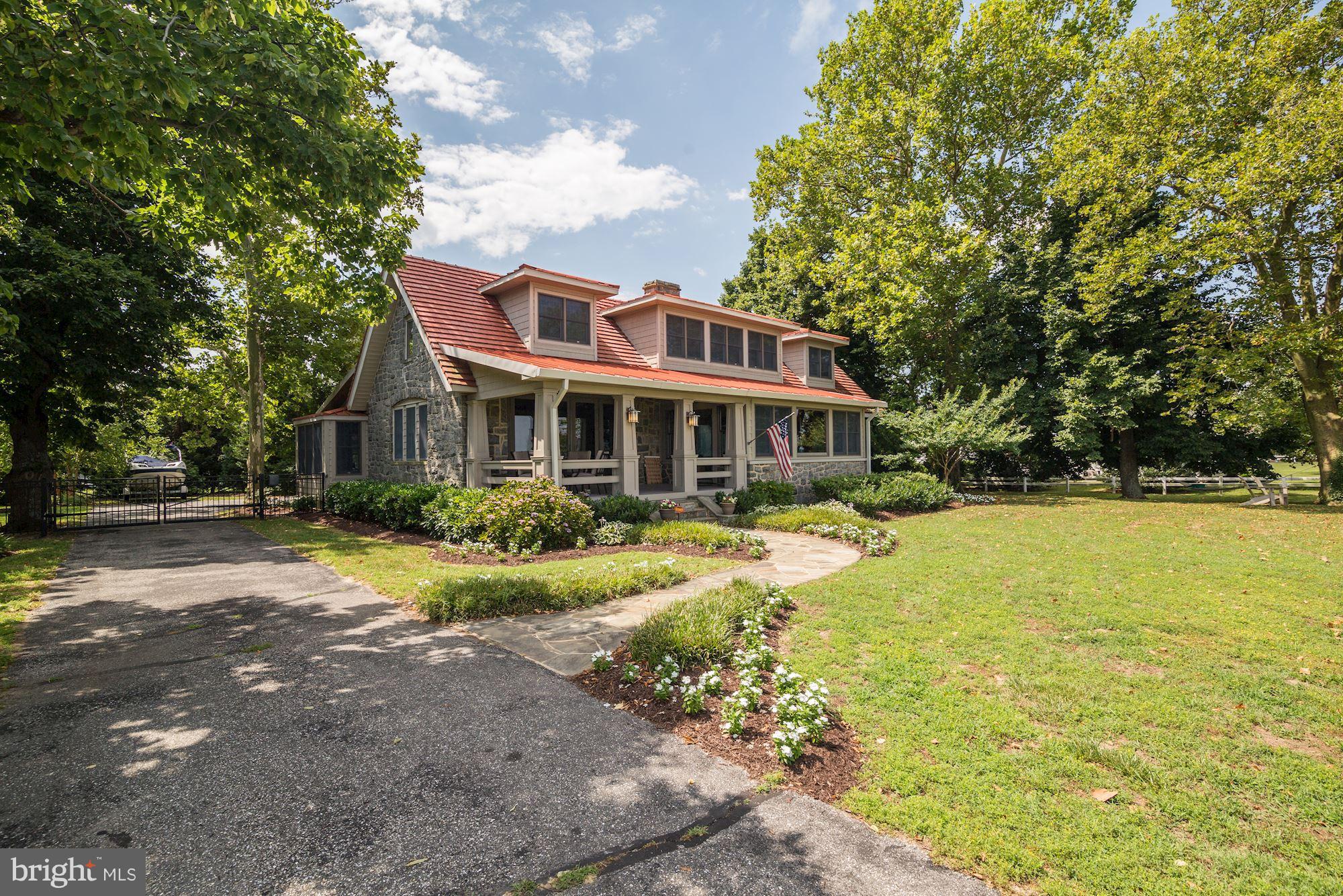 102 Riverside Drive Cambridge, MD 21613 - Photo 1 of 30 Exterior (Front)
