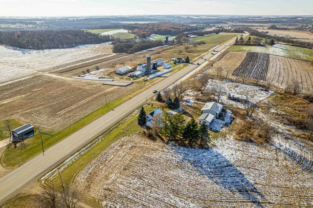 $225,000 | W7880 Highway 11, Browntown, WI 53522