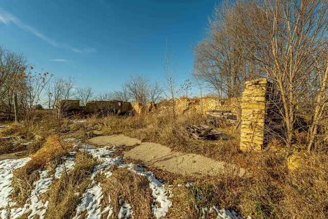 $225,000 | W7880 Highway 11, Browntown, WI 53522