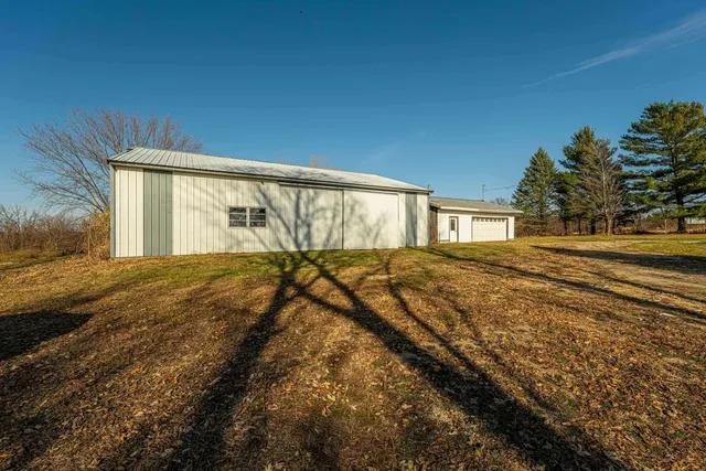 $225,000 | W7880 Highway 11, Browntown, WI 53522