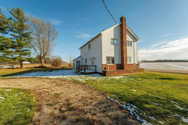 $225,000 | W7880 Highway 11, Browntown, WI 53522