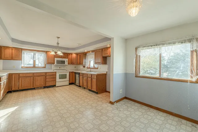 $225,000 | W7880 Highway 11, Browntown, WI 53522