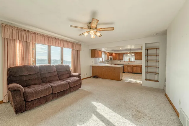 $225,000 | W7880 Highway 11, Browntown, WI 53522