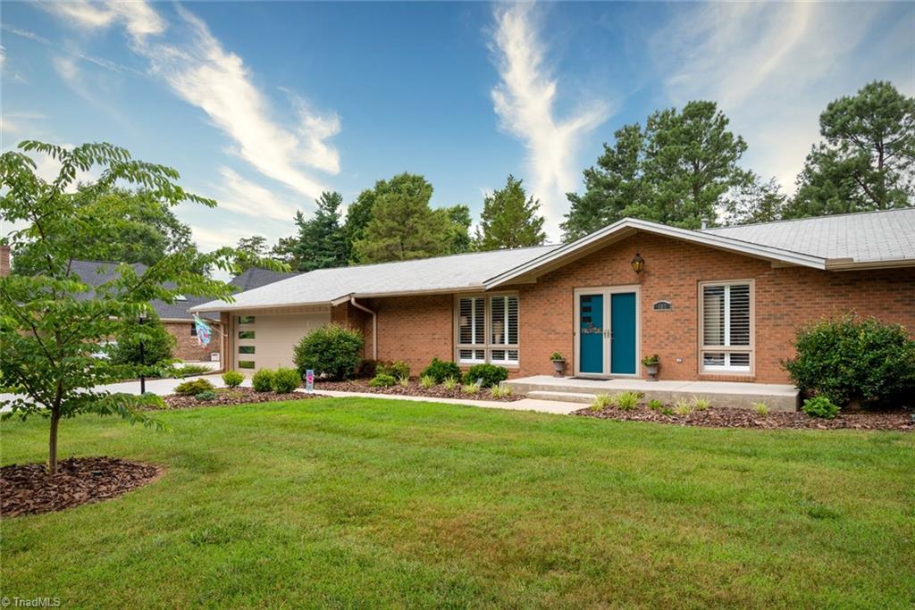 405 Guilford Road Jamestown, NC 27282 - Photo 2 of 30 Gallery Image 2