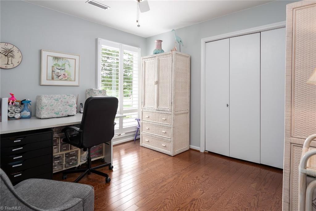 405 Guilford Road Jamestown, NC 27282 - Photo 22 of 30 Gallery Image 22