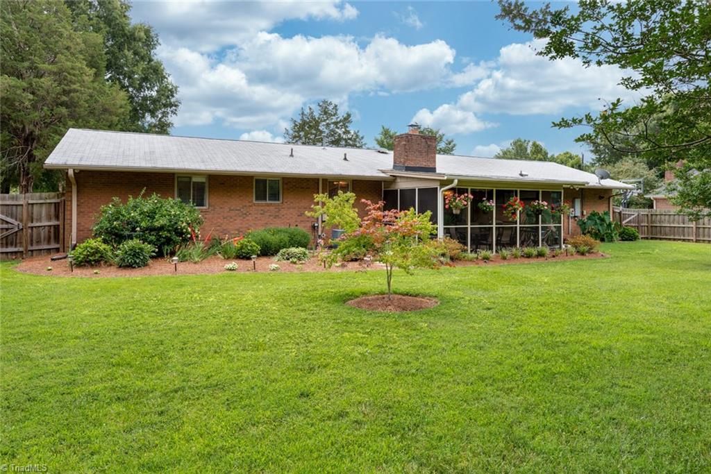 405 Guilford Road Jamestown, NC 27282 - Photo 29 of 30 Gallery Image 29