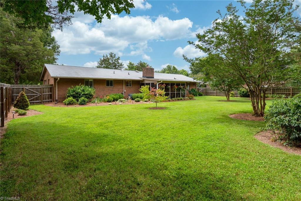 405 Guilford Road Jamestown, NC 27282 - Photo 30 of 30 Gallery Image 30
