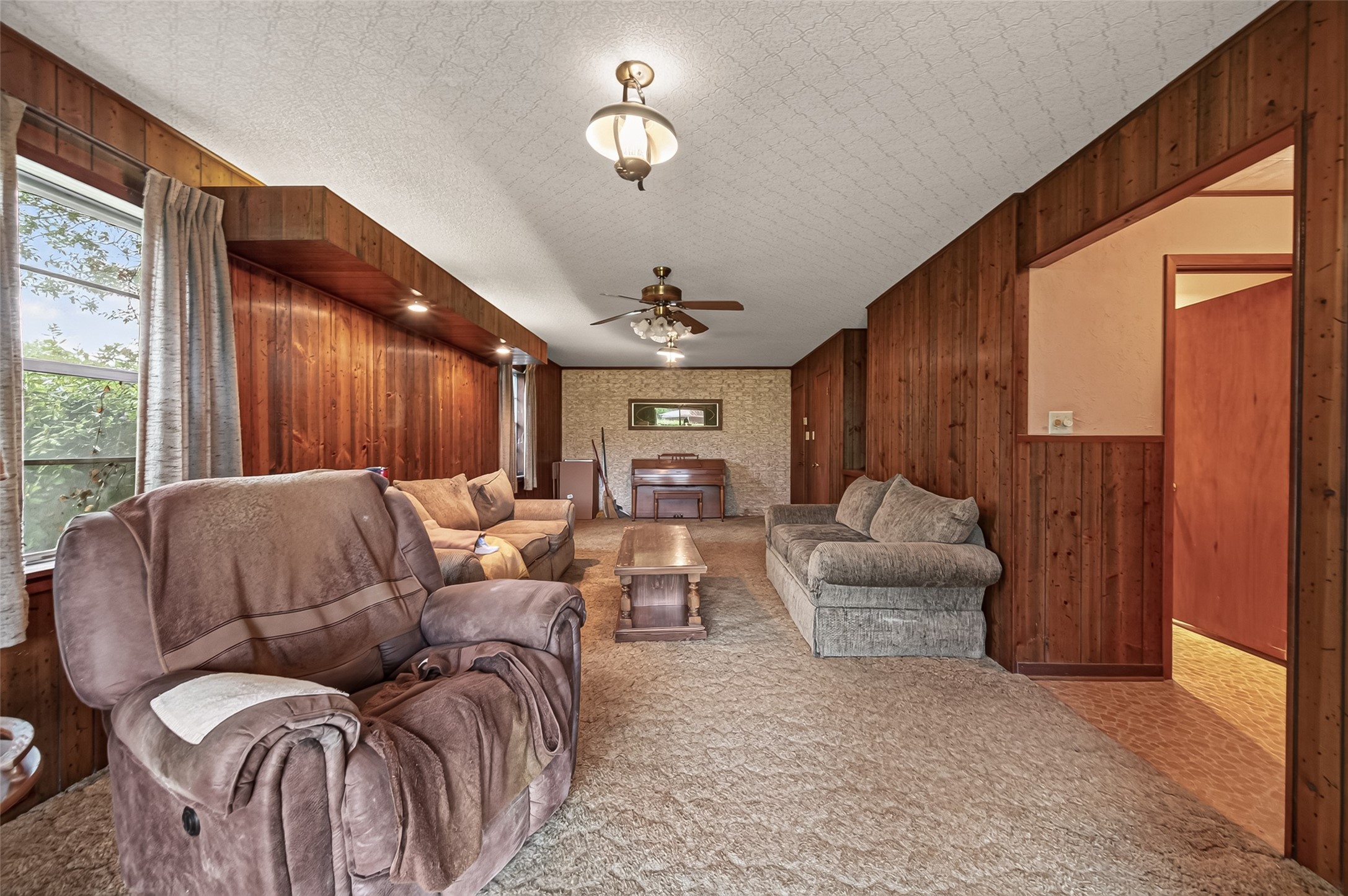 605 Julie Lane Highlands, TX 77562 - Photo 7 of 38