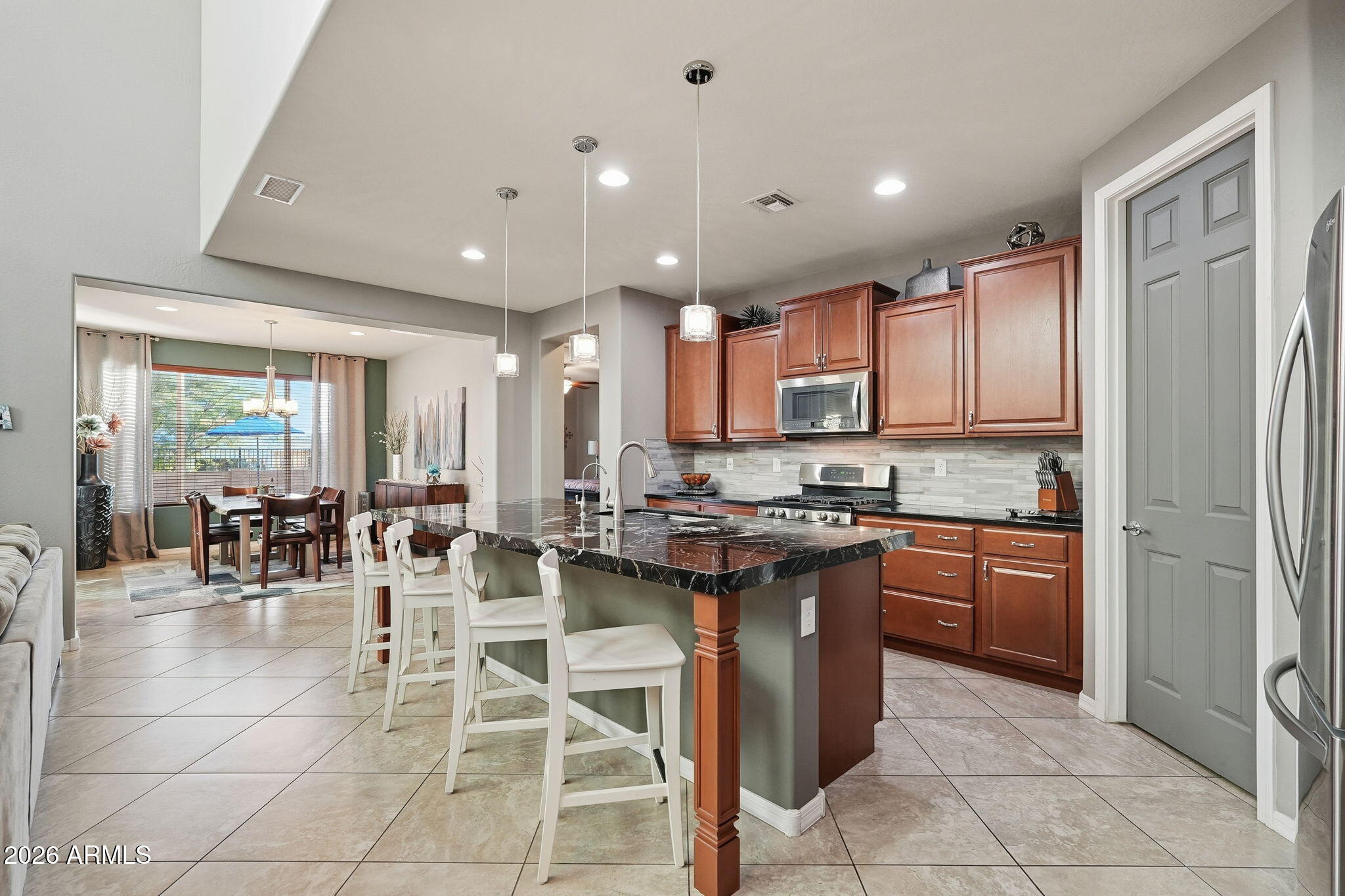 2609 West Rabjohn Road Phoenix, AZ 85085 - Photo 15 of 58 Kitchen