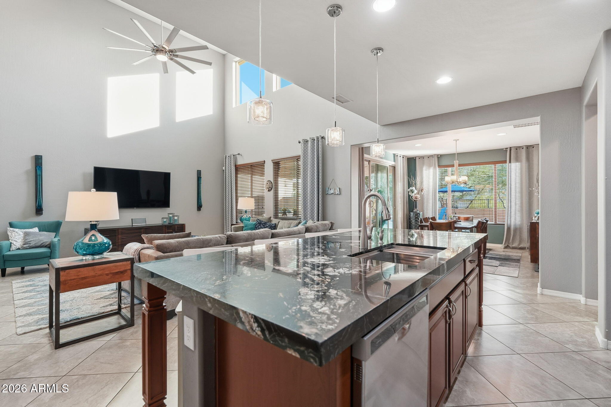 2609 West Rabjohn Road Phoenix, AZ 85085 - Photo 17 of 58 Kitchen