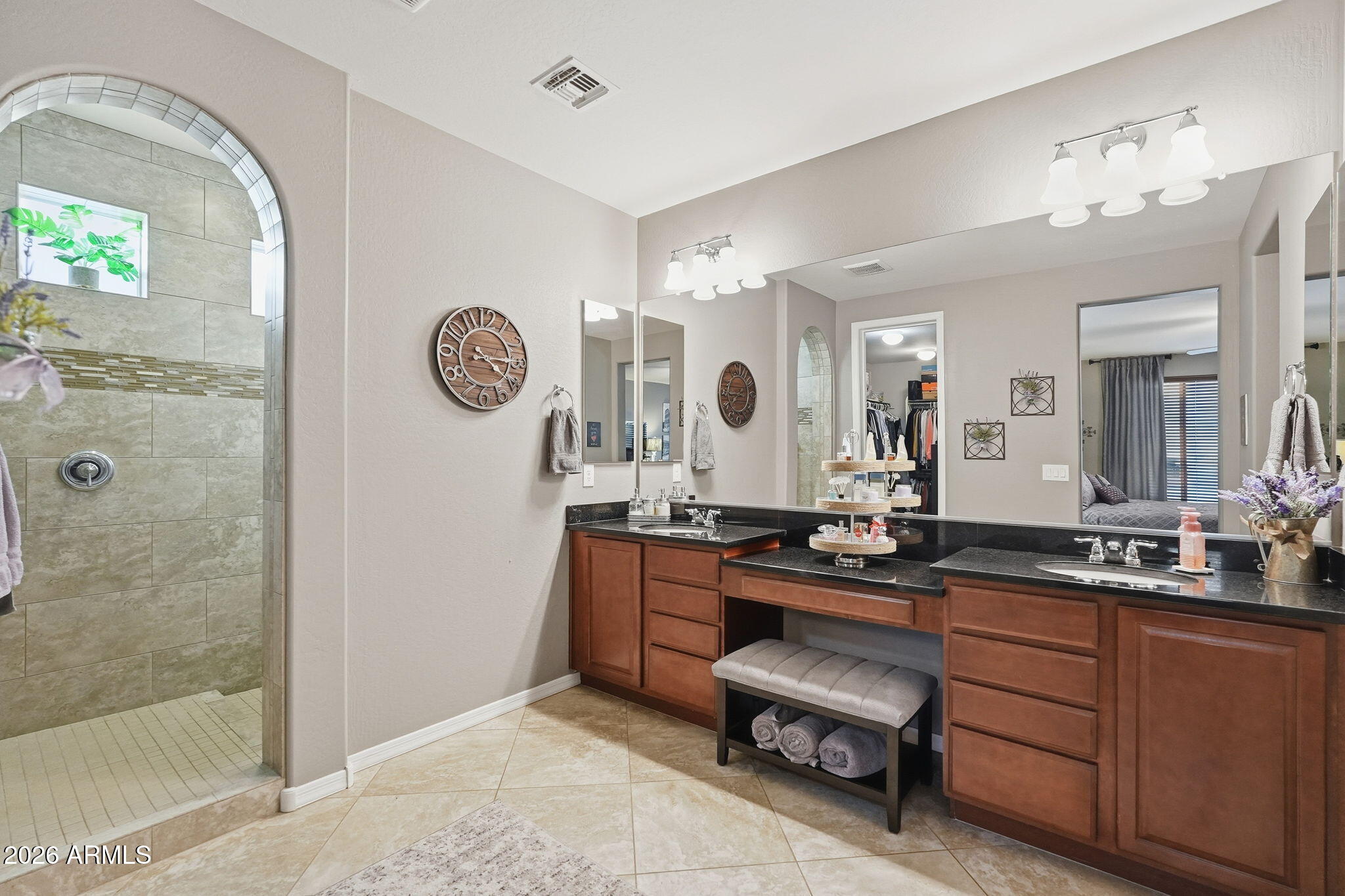 2609 West Rabjohn Road Phoenix, AZ 85085 - Photo 34 of 58 Primary bath