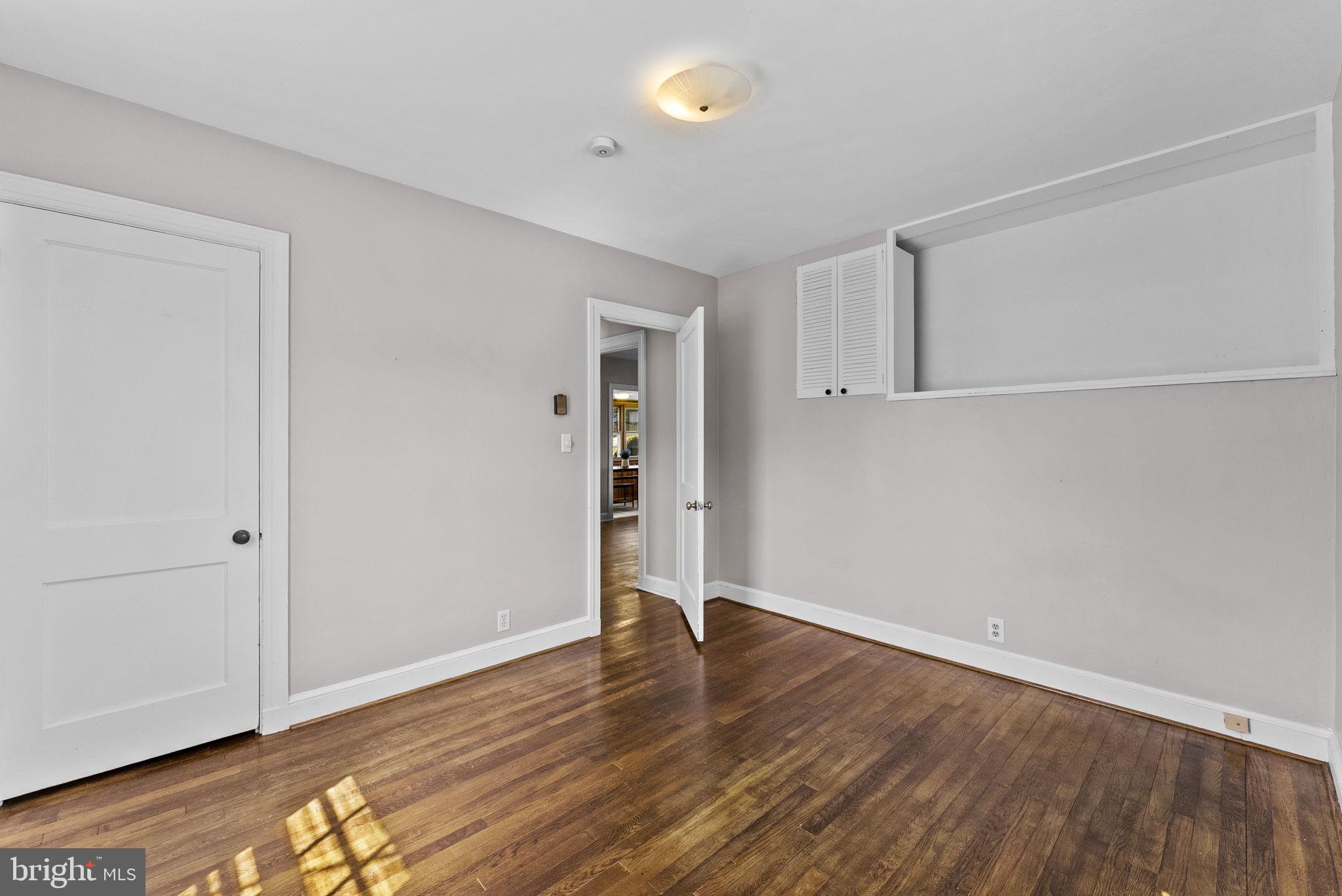 539 Old Meetze Road Warrenton, VA 20186 - Photo 13 of 30 wooden floor in an empty room