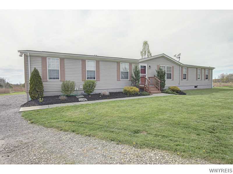 14044 North Division Road Collins, NY 14034 - Photo 1 of 1 Exterior Front.