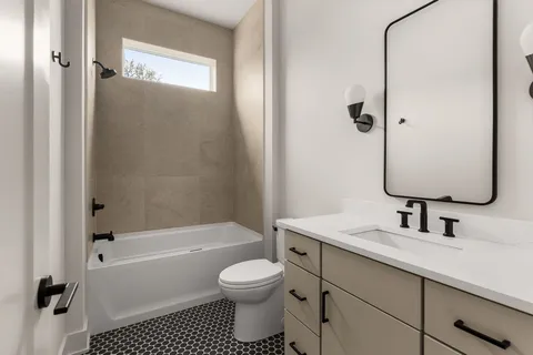 $2,475,000 | 1142 Glendale Lane, Nashville, TN 37204