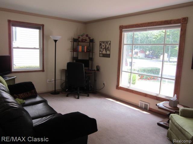 7864 Pelham Road Taylor, MI 48180 - Photo 4 of 19 IMG_1510.jpg