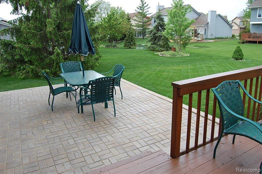 1197 High-Ridge Drive Canton, MI 48187 - Photo 20 of 22 paver patio off family room