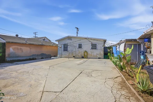 $600,000 | 1123 South Kern Avenue, Los Angeles, CA 90022