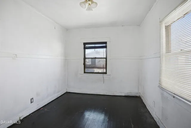 $600,000 | 1123 South Kern Avenue, Los Angeles, CA 90022