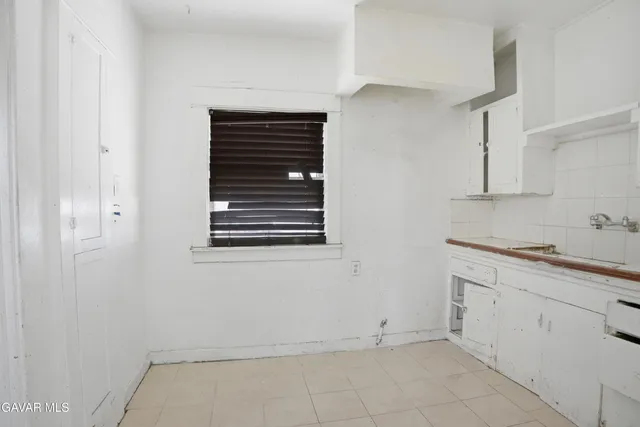 $600,000 | 1123 South Kern Avenue, Los Angeles, CA 90022