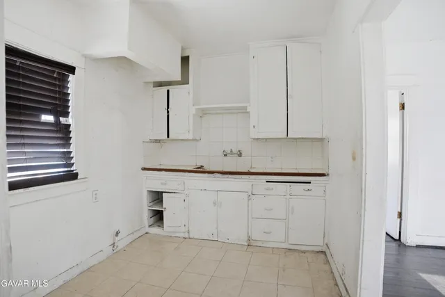 $600,000 | 1123 South Kern Avenue, Los Angeles, CA 90022